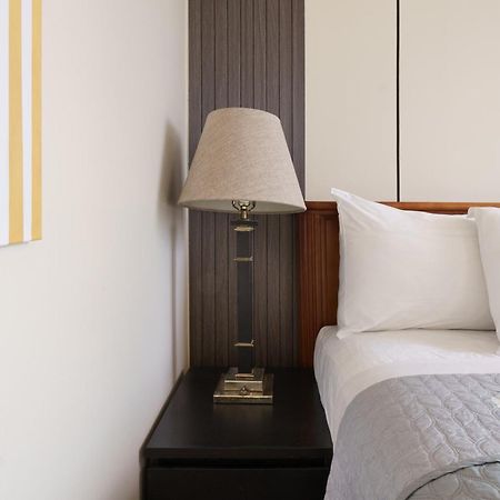 Hotel Auberge Manoir Ville Marie มอนทรีอัล ภายนอก รูปภาพ