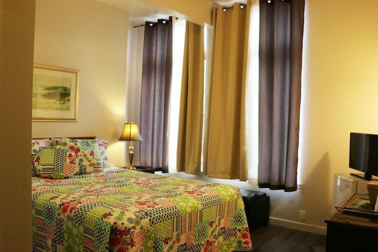 Hotel Auberge Manoir Ville Marie มอนทรีอัล ภายนอก รูปภาพ